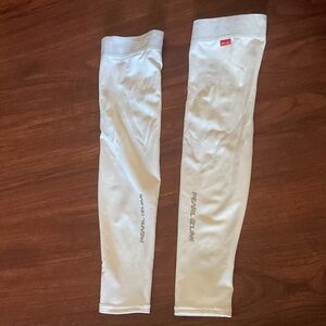 Pearl Izumi white Arm Sleeves size medium UPF 50+